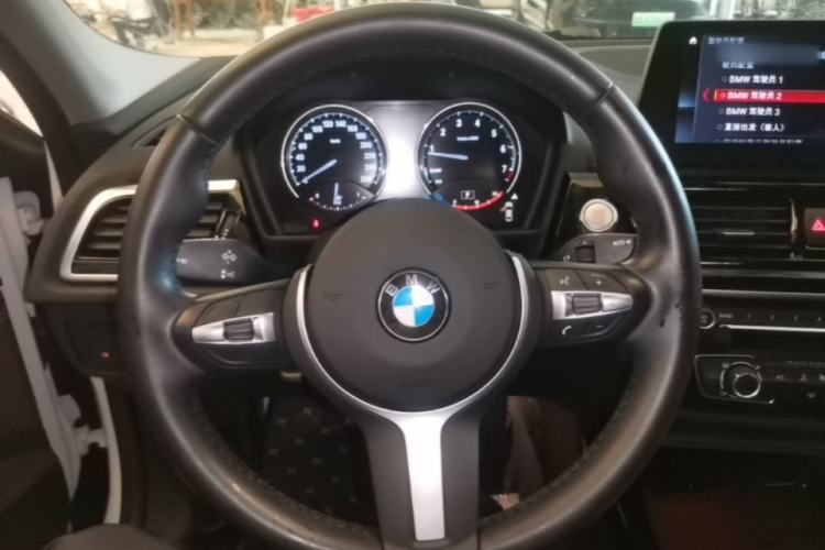 Used BMW 1 Series 2021 Restyled 125i M Sport Night Edition Steering Wheel