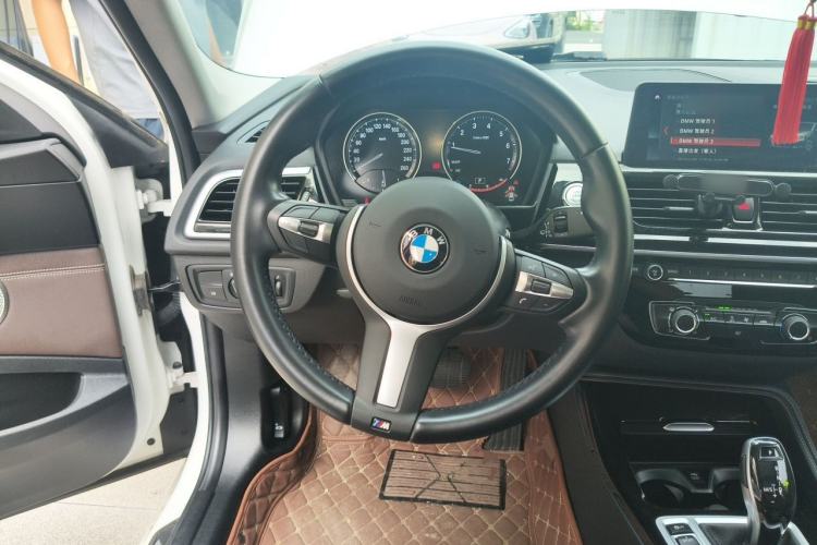 Used BMW 1 Series 2021 125i M Sport Night Edition Steering Wheel