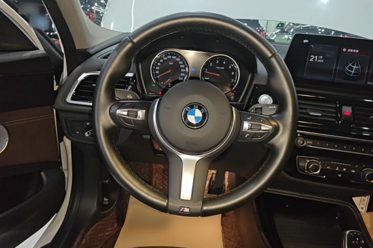 Used BMW 1 Series 2021 Restyled 125i M Sport Night Edition Steering Wheel