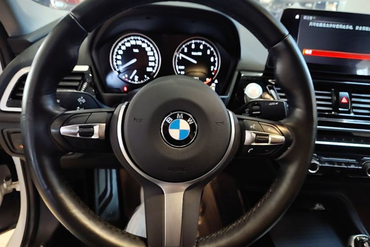 Used BMW 1 Series 2021 Restyled 125i M Sport Night Edition Steering Wheel