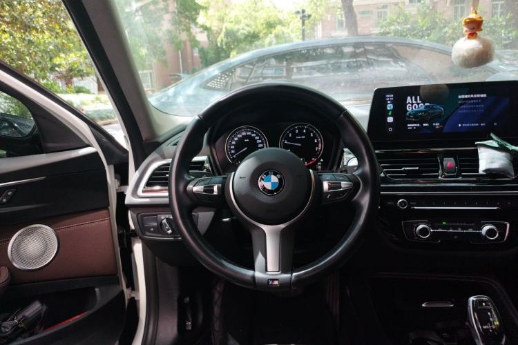 Used BMW 1 Series 2021 Revised 120i M Sport Night Edition Steering Wheel