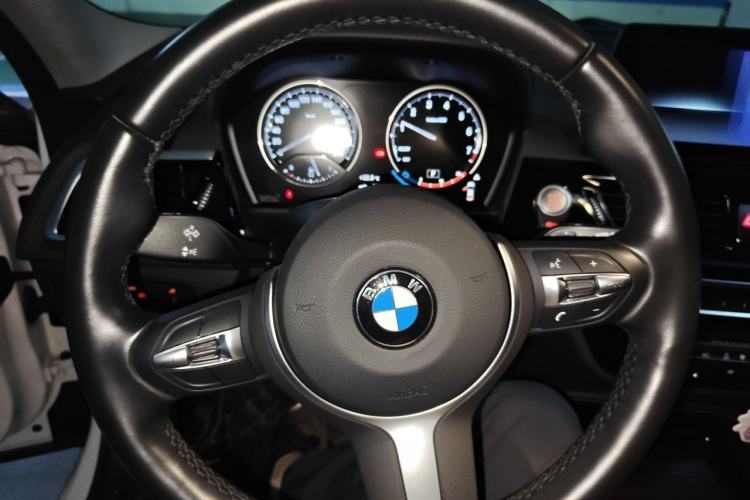 Used BMW 1 Series 2021 Restyled 125i M Sport Night Edition Steering Wheel