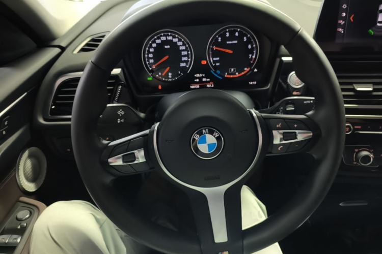 Used BMW 1 Series 2021 Revised 120i M Sport Night Edition Steering Wheel