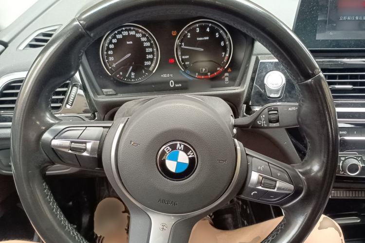 Used BMW 1 Series 2021 Restyled 125i M Sport Night Edition Steering Wheel