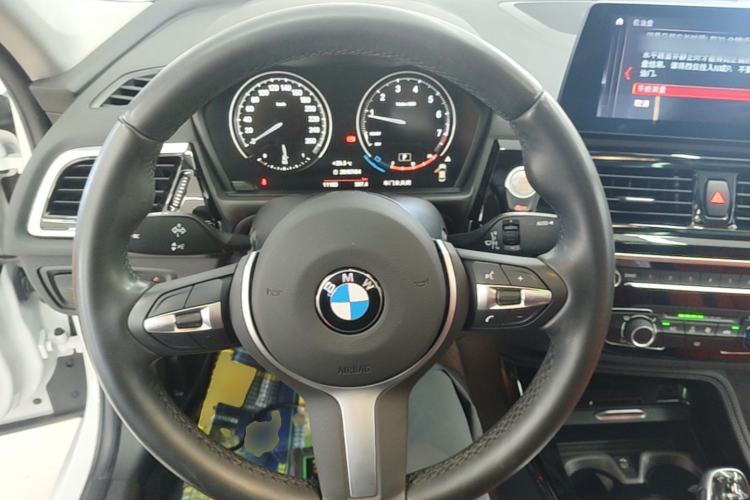 Used BMW 1 Series 2021 Restyled 125i M Sport Night Edition Steering Wheel