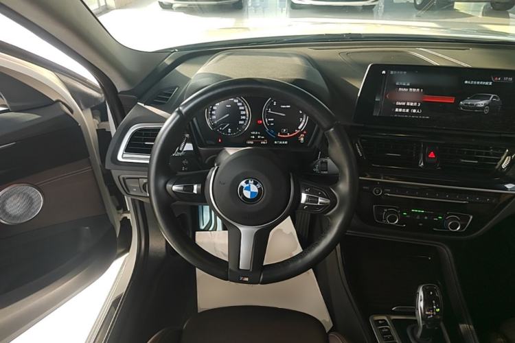 Used BMW 1 Series 2021 Restyled 125i M Sport Night Edition Steering Wheel