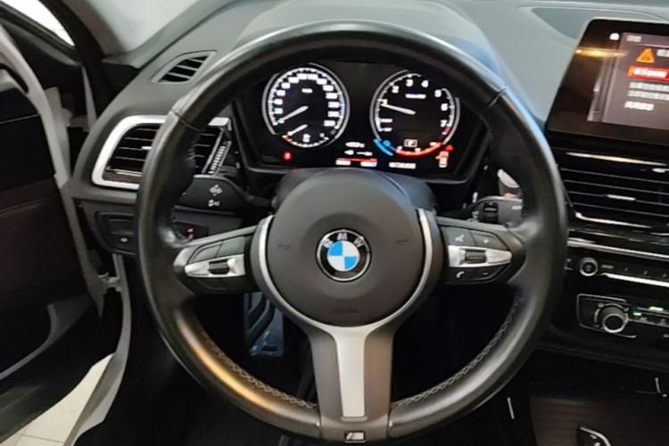 Used BMW 1 Series 2021 Restyled 125i M Sport Night Edition Steering Wheel