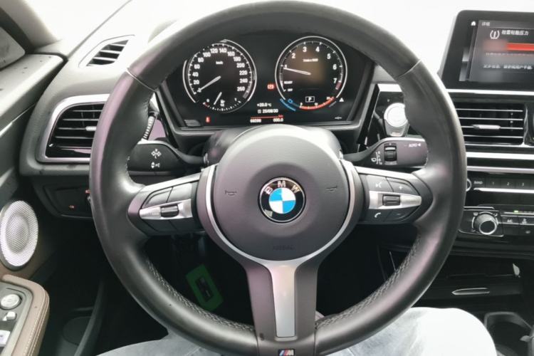 Used BMW 1 Series 2021 120i M Sport Night Edition Steering Wheel