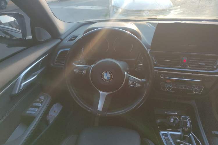 Used BMW 1 Series 2021 Restyled 125i M Sport Night Edition Steering Wheel