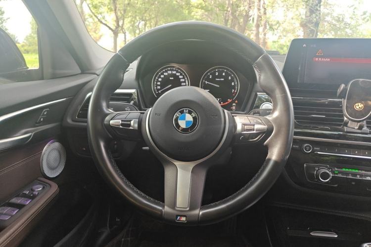 Used BMW 1 Series 2021 Restyled 125i M Sport Night Edition Steering Wheel