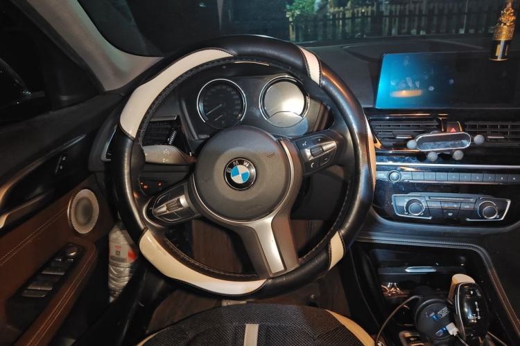 Used BMW 1 Series 2021 120i M Sport Night Edition Steering Wheel