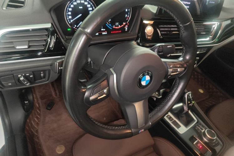Used BMW 1 Series 2021 Revised 120i M Sport Night Edition Steering Wheel