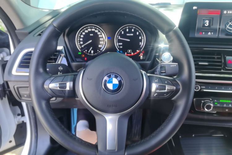 Used BMW 1 Series 2021 Restyled 125i M Sport Night Edition Steering Wheel