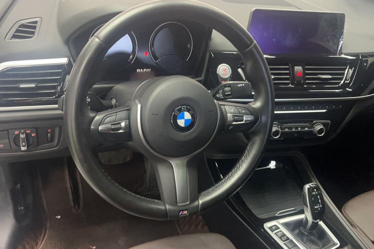 Used BMW 1 Series 2021 120i M Sport Night Edition Steering Wheel