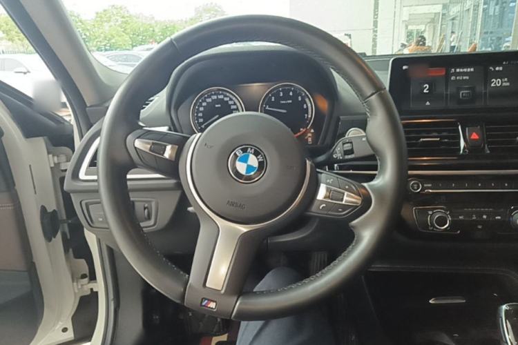 Used BMW 1 Series 2021 120i M Sport Night Edition Steering Wheel