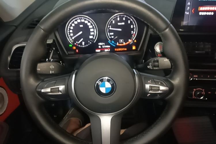 Used BMW 1 Series 2021 Restyled 125i M Sport Night Edition Steering Wheel