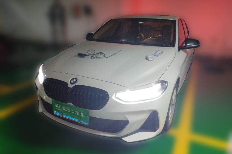 Used BMW 1 Series 2021 Revised 120i M Sport Night Edition Guazi used car, China used car export, Used car for sale, Used cars, Cheapest cars for sale