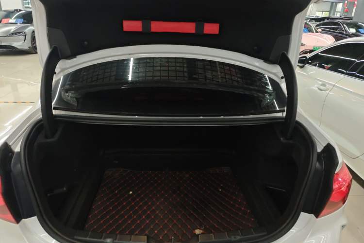 Used BMW 1 Series 2021 125i M Sport Night Edition Trunk