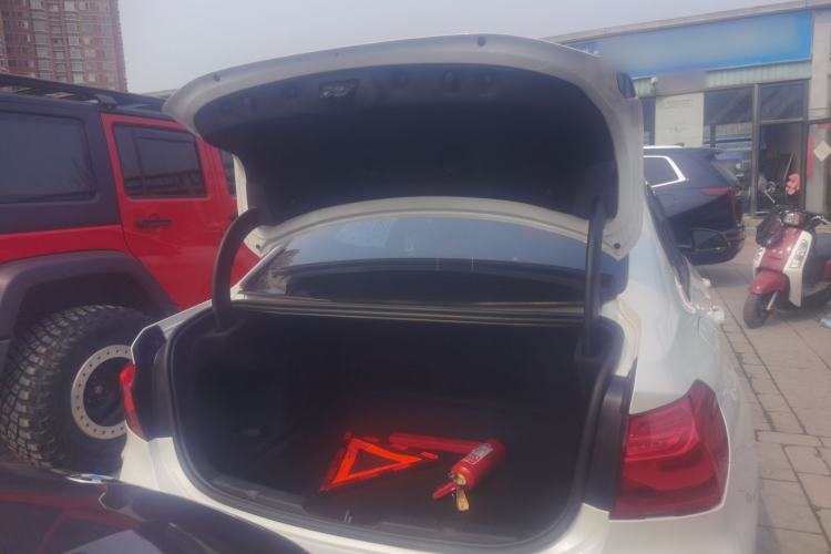 Used BMW 1 Series 2021 Restyled 125i M Sport Night Edition Trunk