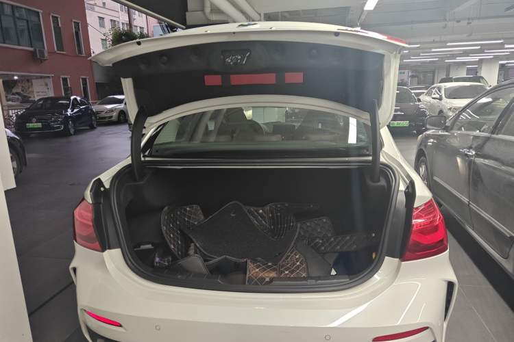 Used BMW 1 Series 2021 125i M Sport Night Edition Trunk