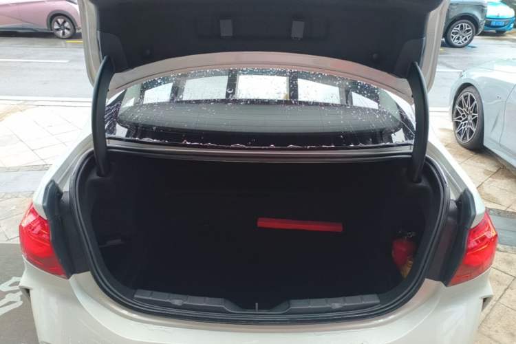 Used BMW 1 Series 2021 125i M Sport Night Edition Trunk