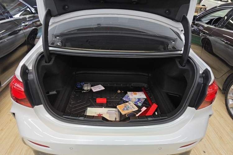 Used BMW 1 Series 2021 Restyled 125i M Sport Night Edition Trunk