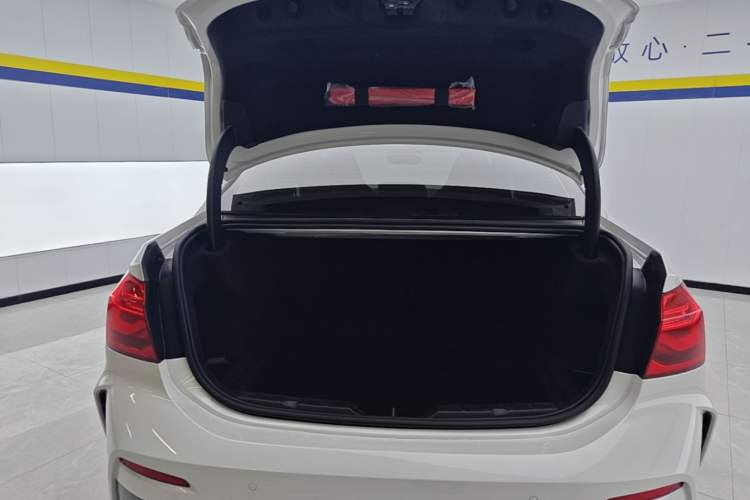 Used BMW 1 Series 2021 Restyled 125i M Sport Night Edition Trunk