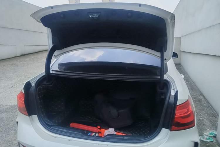 Used BMW 1 Series 2021 Restyled 125i M Sport Night Edition Trunk