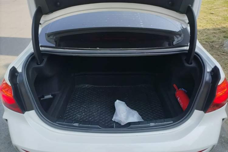 Used BMW 1 Series 2021 Restyled 125i M Sport Night Edition Trunk