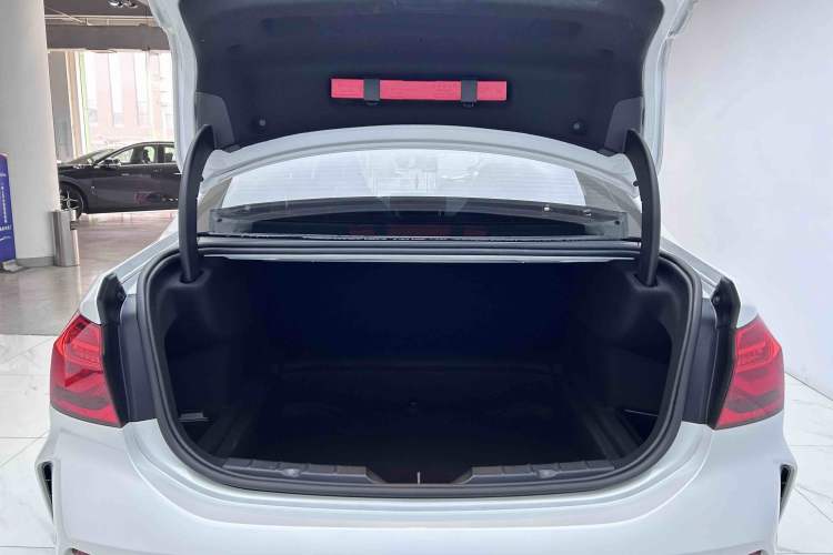 Used BMW 1 Series 2021 Restyled 125i M Sport Night Edition Trunk
