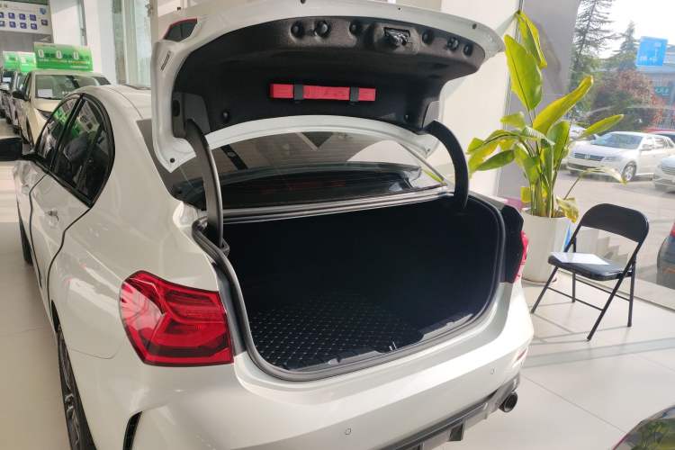 Used BMW 1 Series 2021 Restyled 125i M Sport Night Edition Trunk