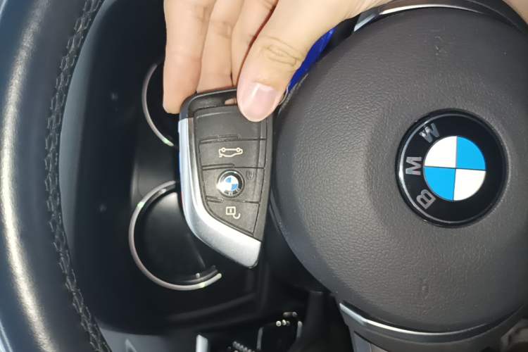 Used BMW 1 Series 2021 125i M Sport Night Edition Vehicle Key