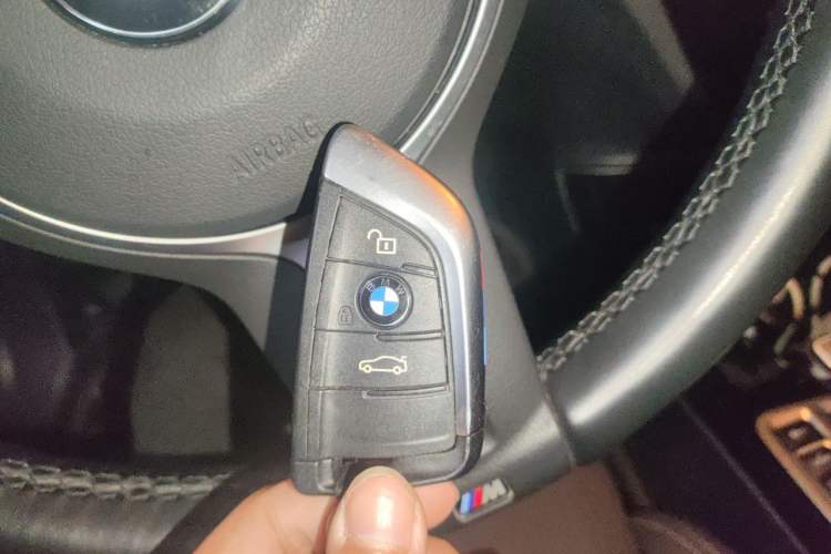 Used BMW 1 Series 2021 120i M Sport Night Edition Vehicle Key