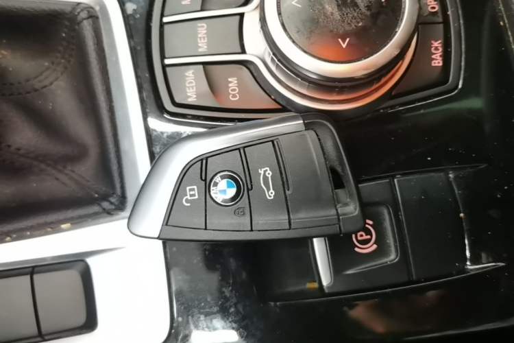 Used BMW 1 Series 2021 120i M Sport Night Edition Vehicle Key