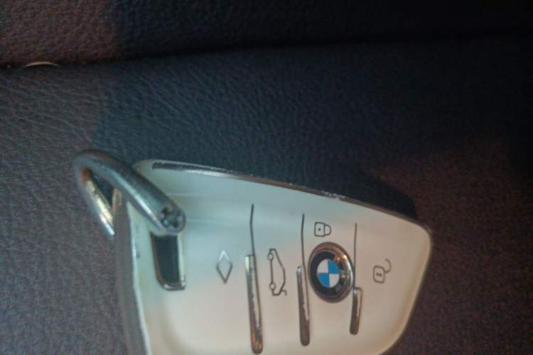 Used BMW 1 Series 2021 120i M Sport Night Edition Vehicle Key