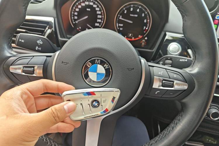 Used BMW 1 Series 2021 125i M Sport Night Edition Vehicle Key