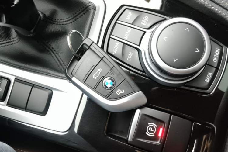 Used BMW 1 Series 2021 120i M Sport Night Edition Vehicle Key