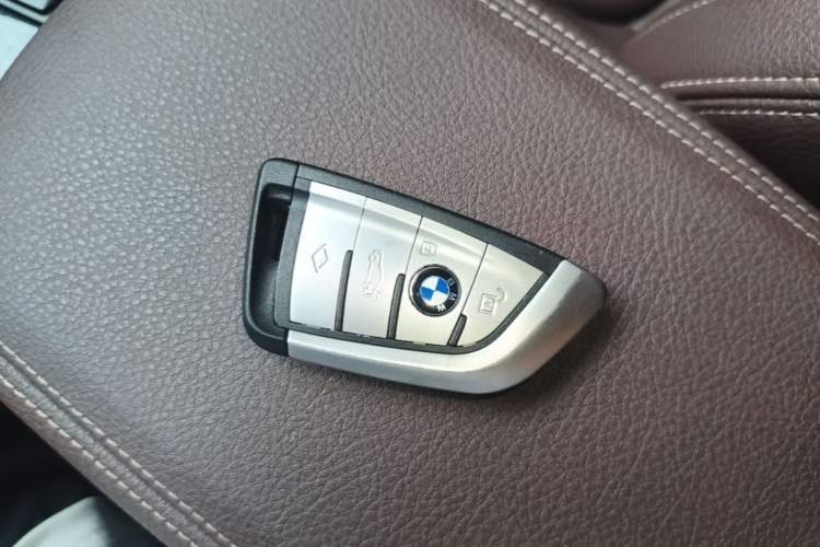 Used BMW 1 Series 2021 120i M Sport Night Edition Vehicle Key