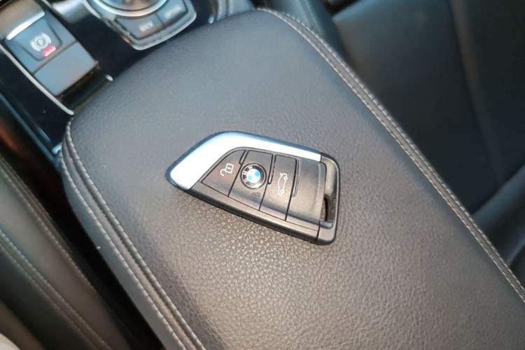 Used BMW 1 Series 2021 120i M Sport Night Edition Vehicle Key