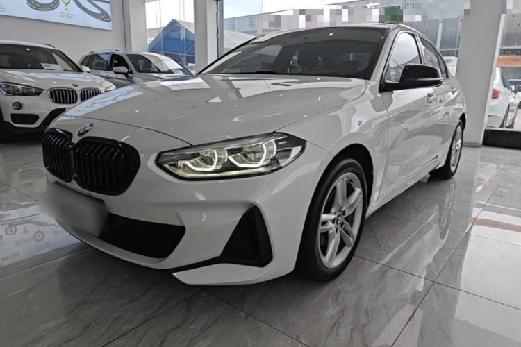 Used BMW 1 Series 2021 120i M Sport Night Edition Guazi used car, China used car export, Used car for sale, Used BMW cars, Cheapest cars for sale