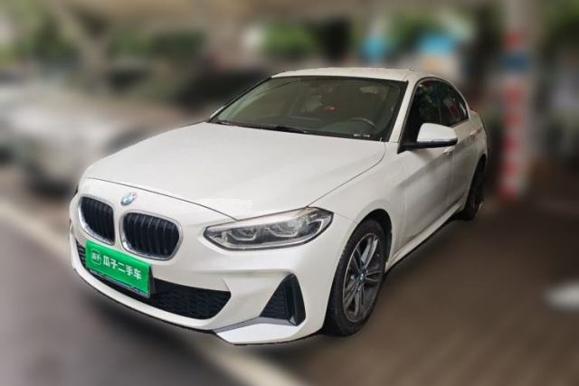 Ojetý BMW 1 Series 2021 120i M Sport Edition