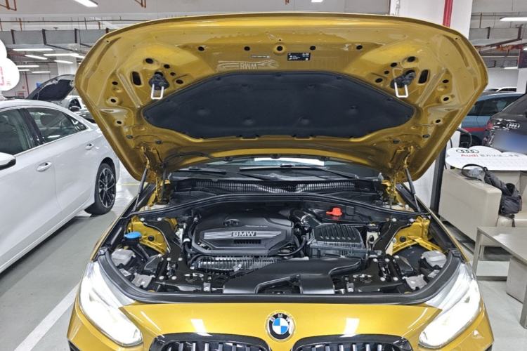 Used BMW 1 Series 2021 125i M Sport Night Edition Engine Bay