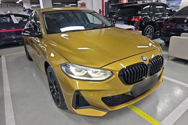 Used BMW 1 Series 2021 125i M Sport Night Edition Front Right 45 Deg