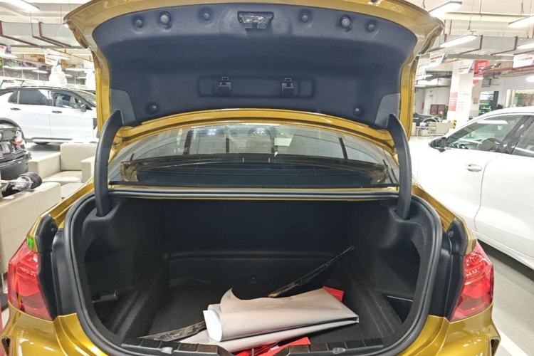 Used BMW 1 Series 2021 125i M Sport Night Edition Trunk
