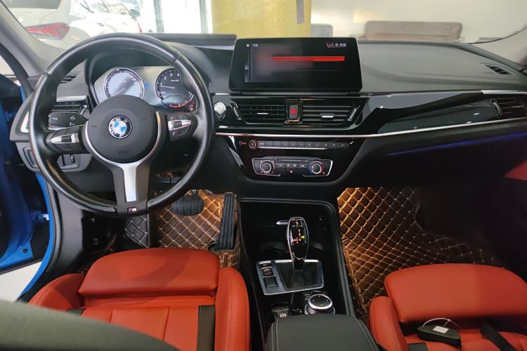 Used BMW 1 Series 2022 125i M Sport Night Edition Center Console