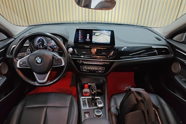 Used BMW 1 Series 2022 120i M Sport Night Edition Center Console