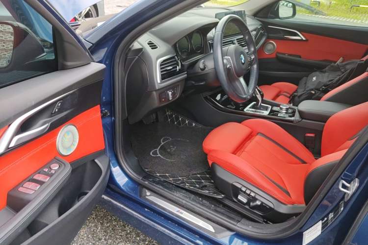 Used BMW 1 Series 2022 125i M Sport Night Edition Driver Seat