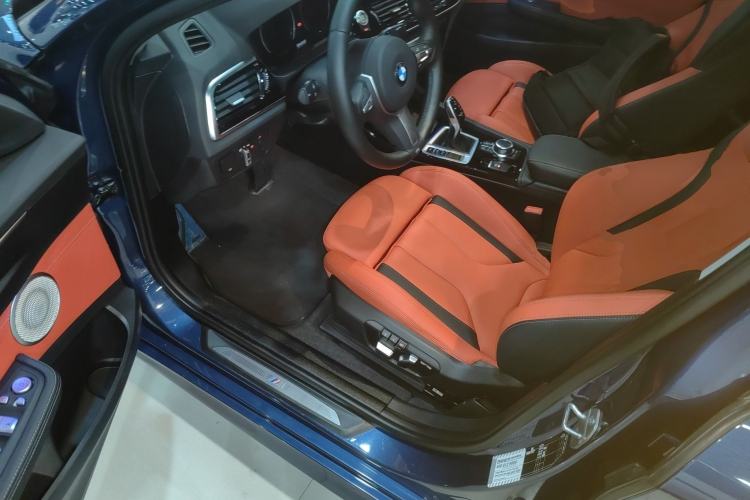 Used BMW 1 Series 2022 125i M Sport Night Edition Driver Seat