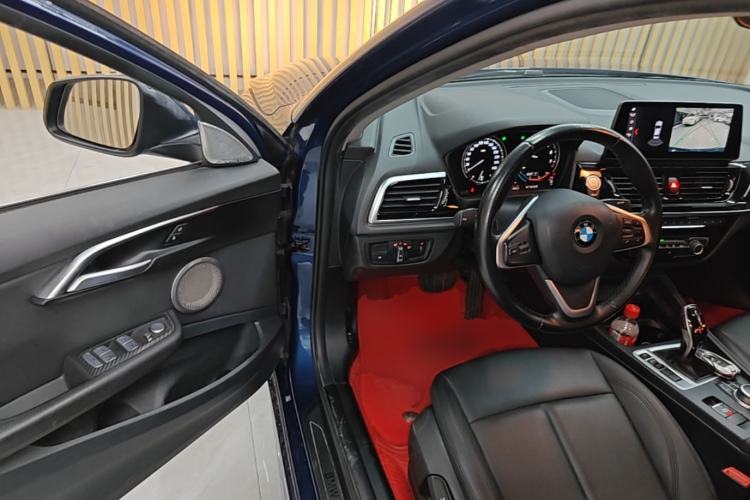 Used BMW 1 Series 2022 120i M Sport Night Edition Driver Seat