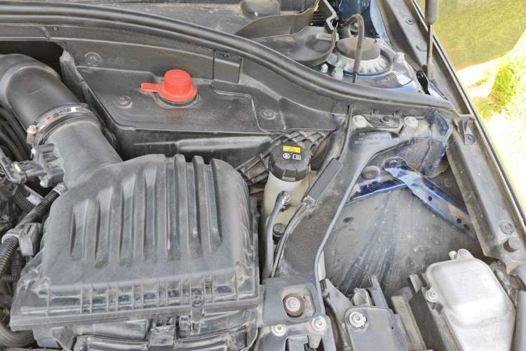 Used BMW 1 Series 2022 120i M Sport Night Edition Engine Bay Left